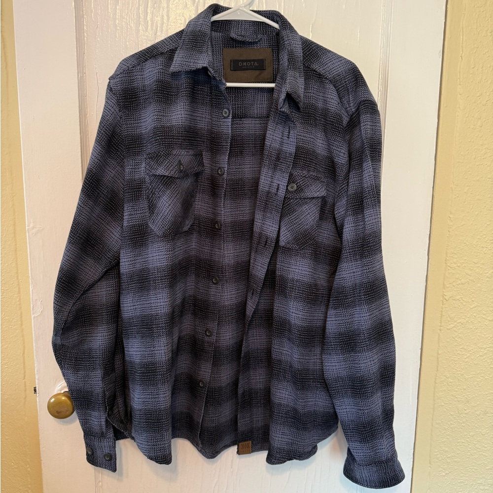 Dakota Men's Black and Gray Plaid Flannel